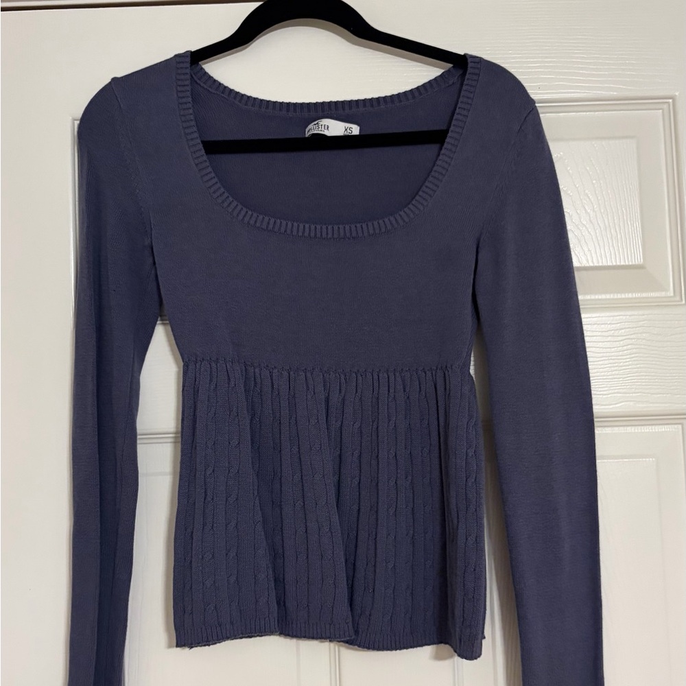 Hollister sweater